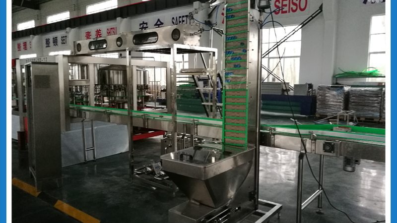 山东饮料机械代理加盟：揭秘行业选择与加盟要点**