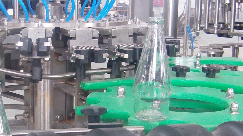 小型饮料生产设备材质要求解析：如何确保生产安全与卫生